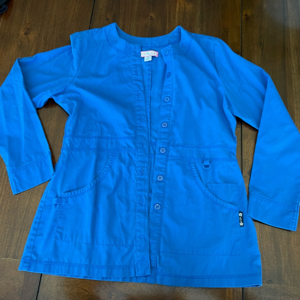 Scrub jacket